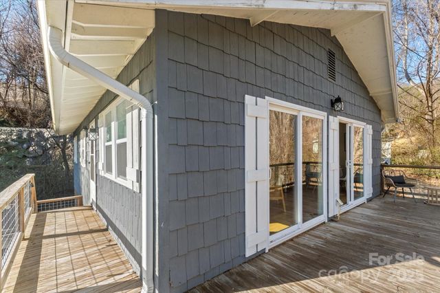 529 Bailey Road, Asheville, NC 28806