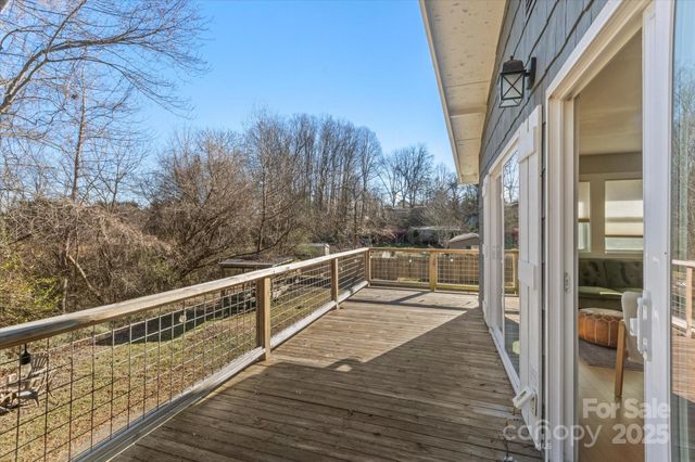 529 Bailey Road, Asheville, NC 28806