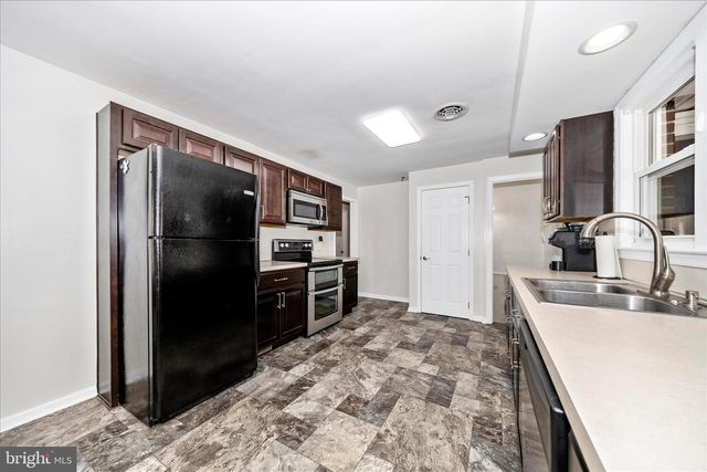 411 GREENWOOD AVENUE, Mont Alto, PA 17237