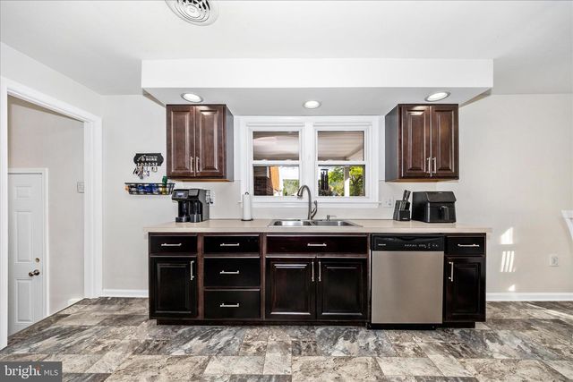 411 GREENWOOD AVENUE, Mont Alto, PA 17237