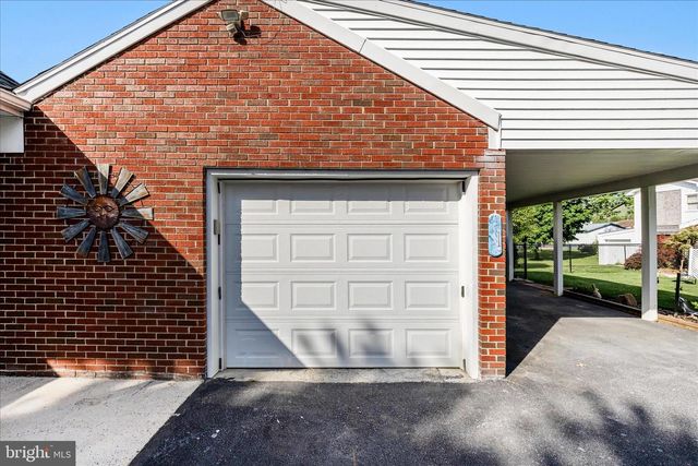 411 GREENWOOD AVENUE, Mont Alto, PA 17237