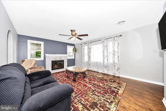 411 GREENWOOD AVENUE, Mont Alto, PA 17237