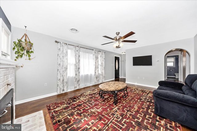 411 GREENWOOD AVENUE, Mont Alto, PA 17237