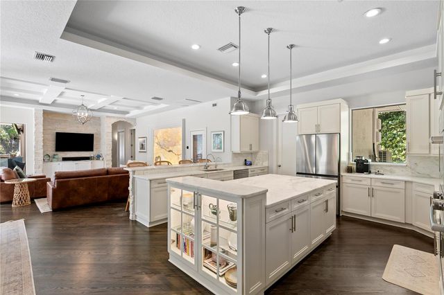 16204 SIERRA DE AVILA, Tampa, FL 33613