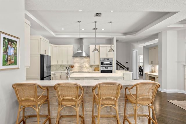 16204 SIERRA DE AVILA, Tampa, FL 33613