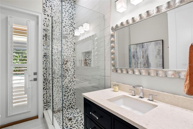 16204 SIERRA DE AVILA, Tampa, FL 33613