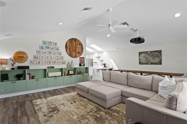 16204 SIERRA DE AVILA, Tampa, FL 33613