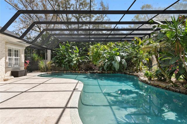 16204 SIERRA DE AVILA, Tampa, FL 33613