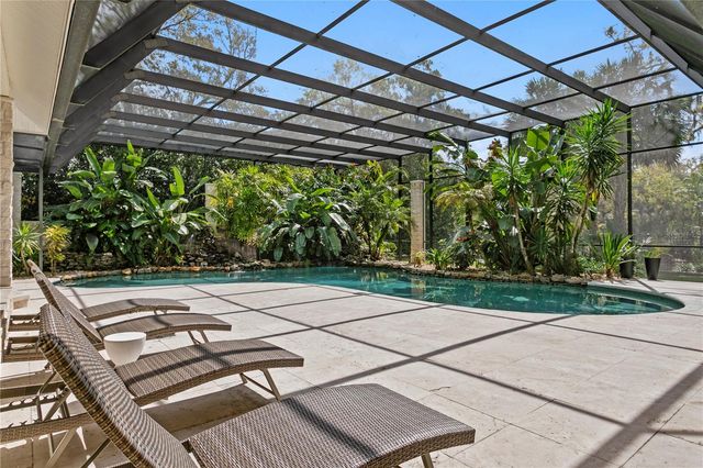 16204 SIERRA DE AVILA, Tampa, FL 33613