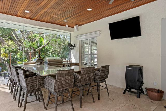 16204 SIERRA DE AVILA, Tampa, FL 33613