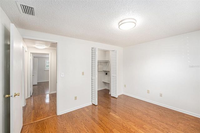 8212 MALVERN CIRCLE, Tampa, FL 33634
