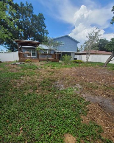 8212 MALVERN CIRCLE, Tampa, FL 33634