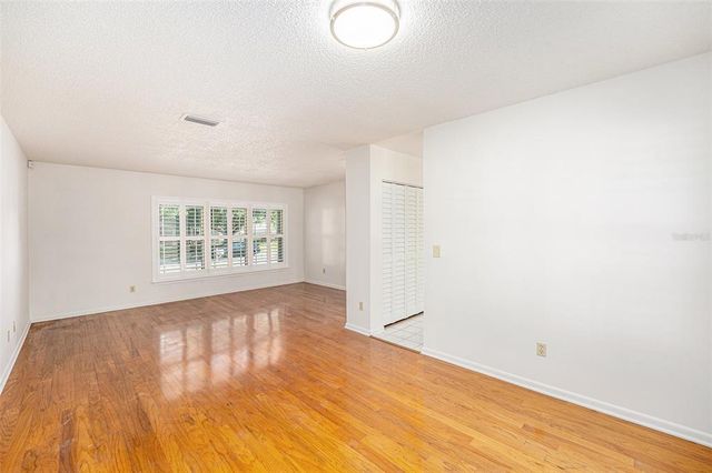 8212 MALVERN CIRCLE, Tampa, FL 33634