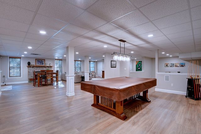 28 Lazy Valley Road, Glastonbury, CT 06033