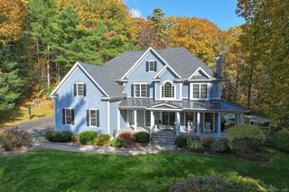 28 Lazy Valley Road, Glastonbury, CT 06033