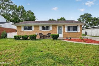 6528 Lincoln Green Road, Holland, OH 43528