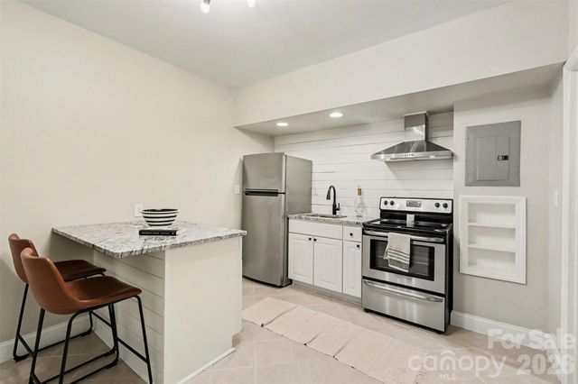 3218 Pollard Court, Charlotte, NC 28270