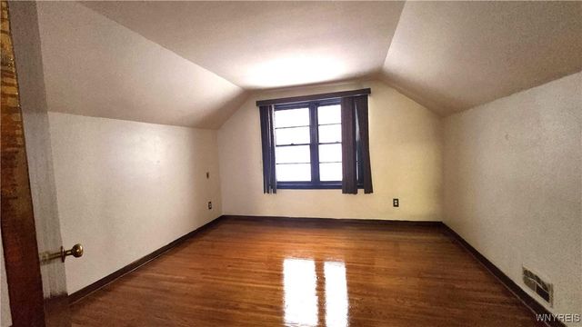 12 Delta Road, Amherst, NY 14226