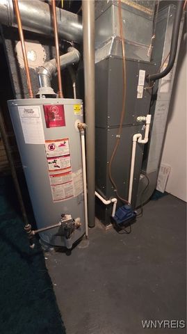 12 Delta Road, Amherst, NY 14226