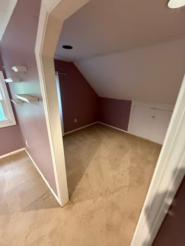 61 N Main St, Bellingham, MA 02019
