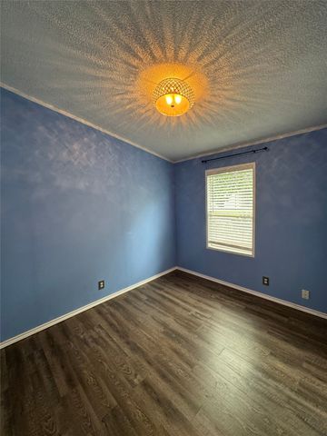 197 Private Road 4652, Rhome, TX 76078