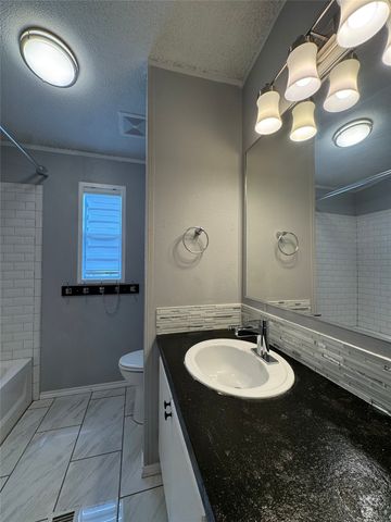 197 Private Road 4652, Rhome, TX 76078