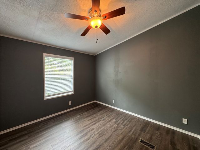 197 Private Road 4652, Rhome, TX 76078