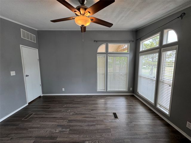 197 Private Road 4652, Rhome, TX 76078