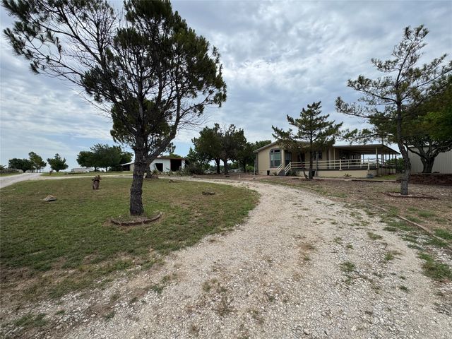197 Private Road 4652, Rhome, TX 76078