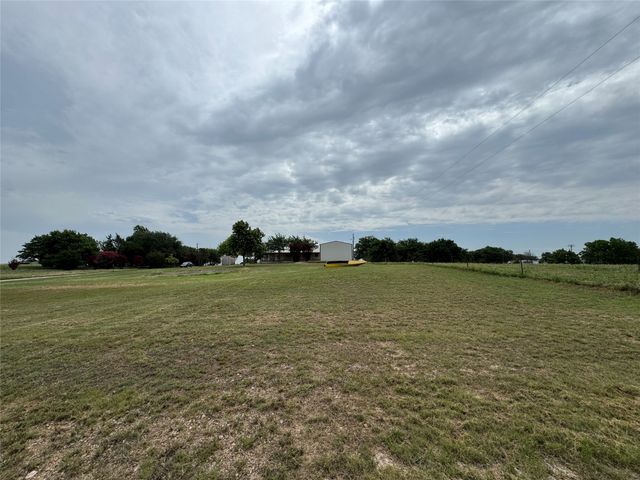 197 Private Road 4652, Rhome, TX 76078