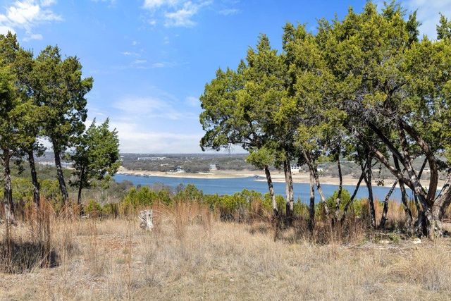 10 Thurman Bluff DR, Spicewood, TX 78669