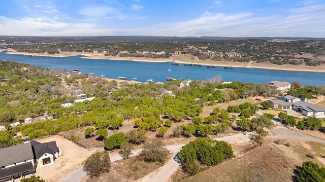 10 Thurman Bluff DR, Spicewood, TX 78669