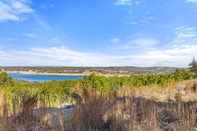 10 Thurman Bluff DR, Spicewood, TX 78669