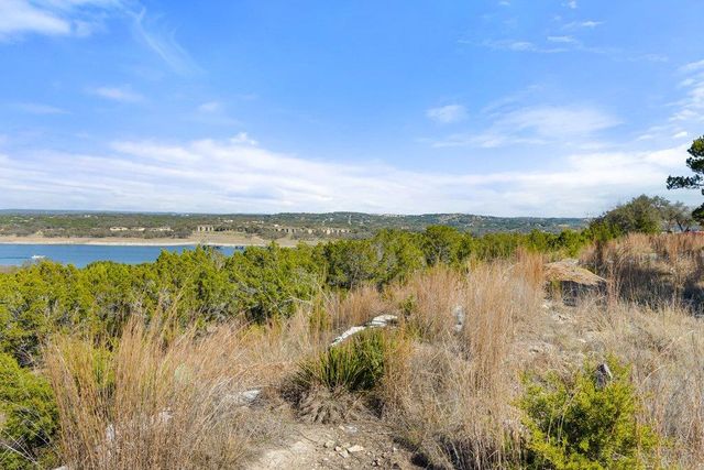 10 Thurman Bluff DR, Spicewood, TX 78669