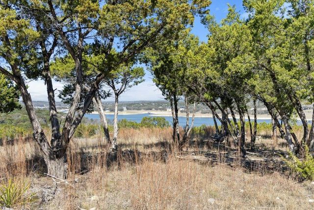 10 Thurman Bluff DR, Spicewood, TX 78669