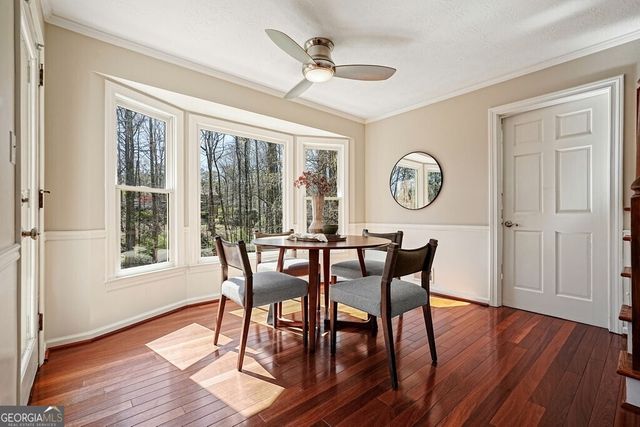 235 Oak Leaf Circle, Roswell, GA 30075