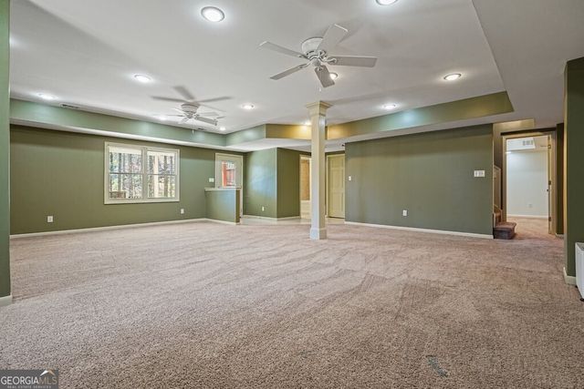 235 Oak Leaf Circle, Roswell, GA 30075