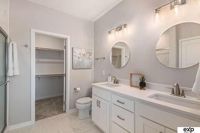 21707 McClellan Drive, Gretna, NE 68028