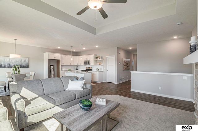 21707 McClellan Drive, Gretna, NE 68028