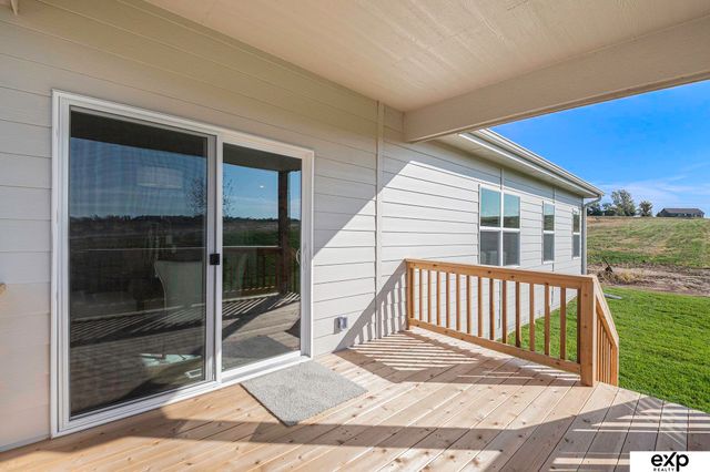 21707 McClellan Drive, Gretna, NE 68028