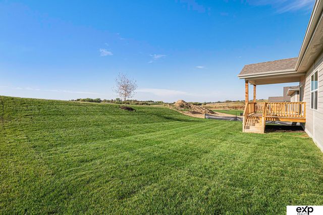 21707 McClellan Drive, Gretna, NE 68028