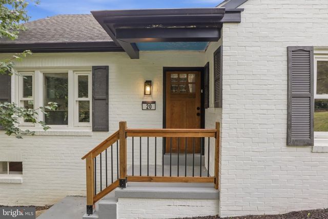 20 N EMIGS MILL RD, York, PA 17408