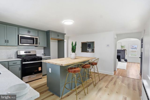 20 N EMIGS MILL RD, York, PA 17408