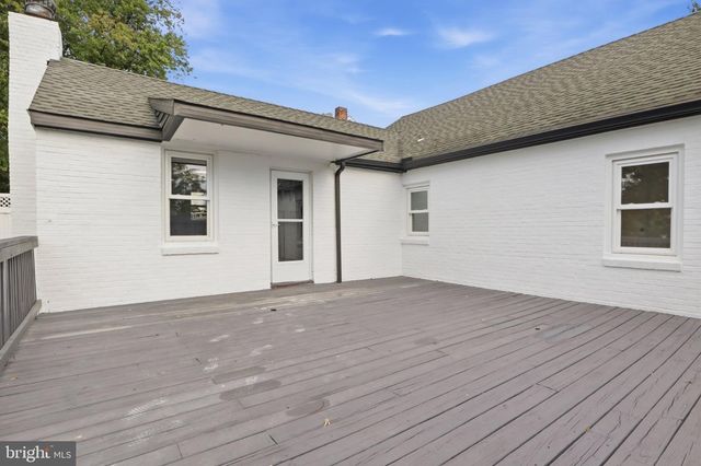 20 N EMIGS MILL RD, York, PA 17408