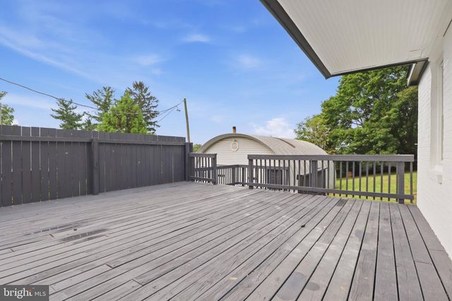 20 N EMIGS MILL RD, York, PA 17408