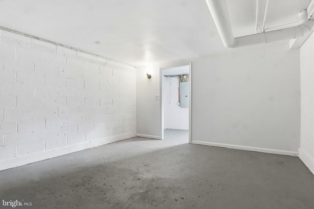 20 N EMIGS MILL RD, York, PA 17408