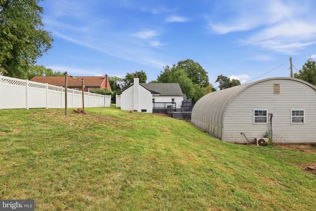 20 N EMIGS MILL RD, York, PA 17408