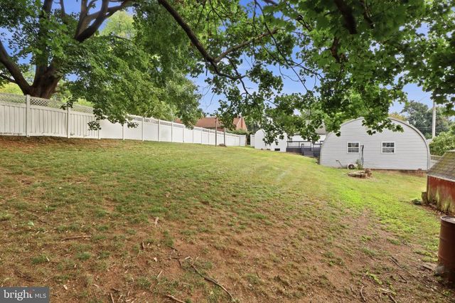 20 N EMIGS MILL RD, York, PA 17408