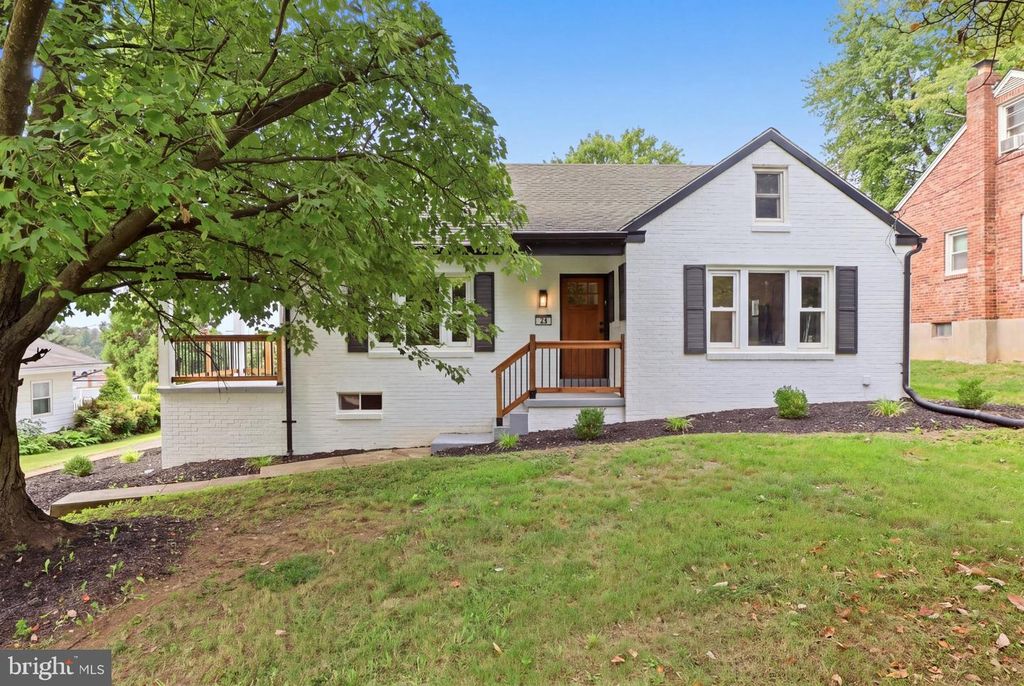 20 N EMIGS MILL RD, York, PA 17408