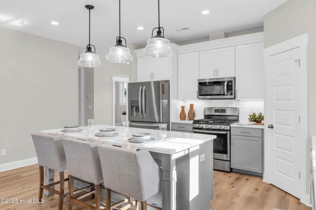 238 Spicer Lake Drive, Holly Ridge, NC 28445